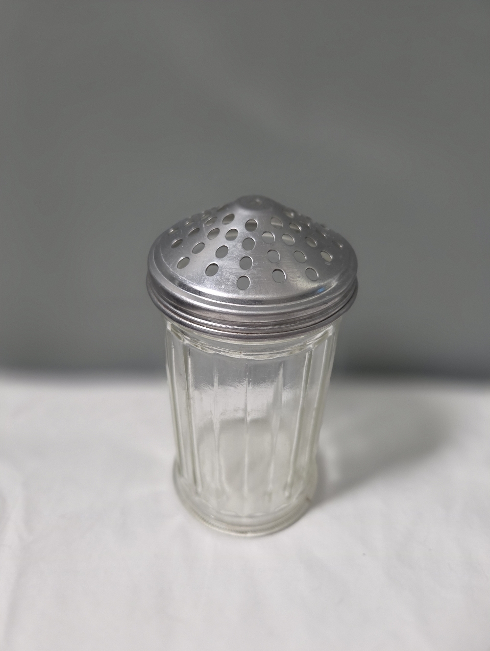 Chicago Ribbed Glass Parmesan Or Sugar Shaker With Chrome Metal Lid 5-1/2”